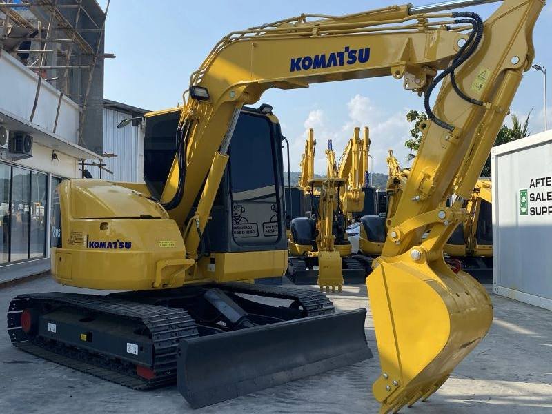 Excavator bekas Jepang Komatsu ready stock di gudang Kebumen